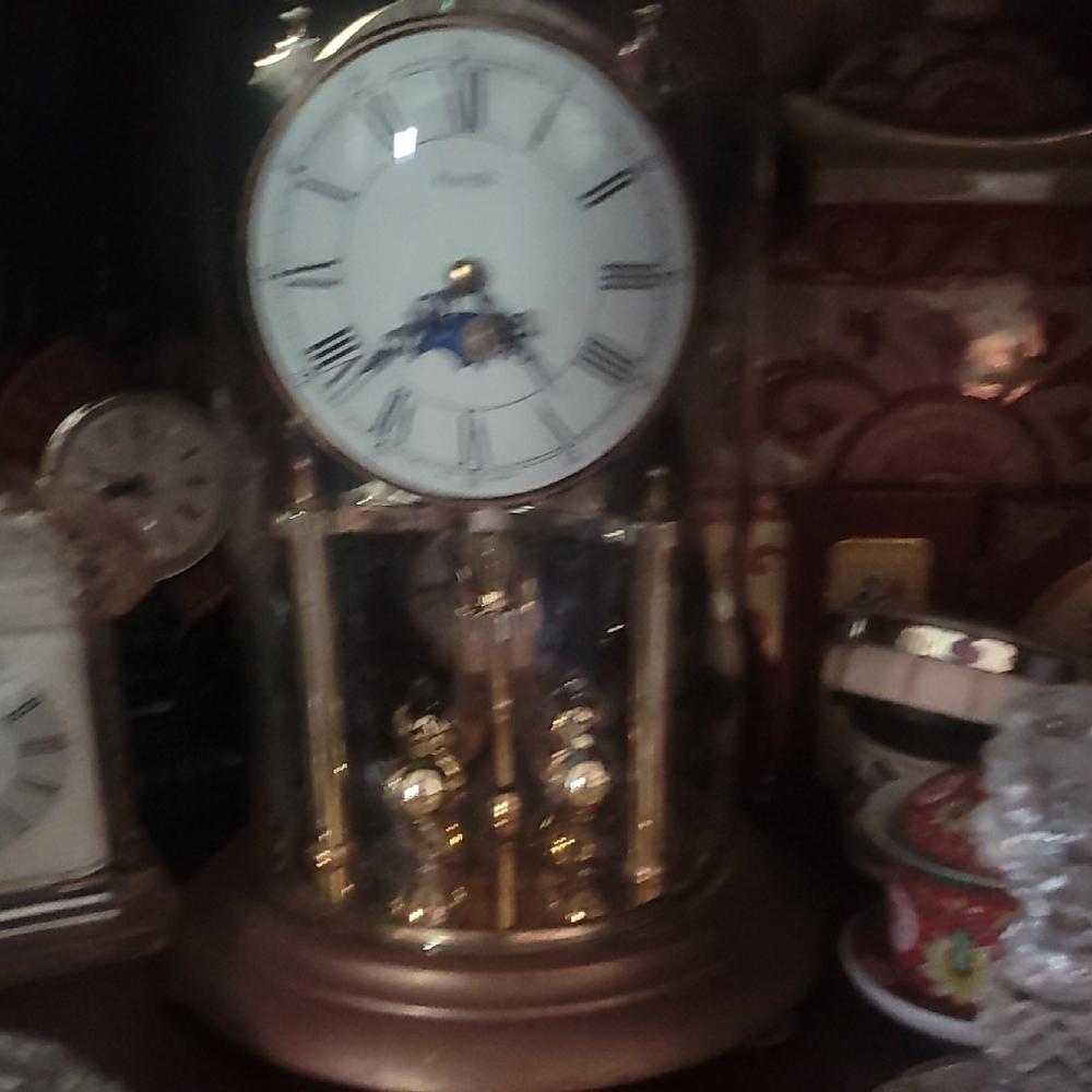 Elegant Gold and White Clock